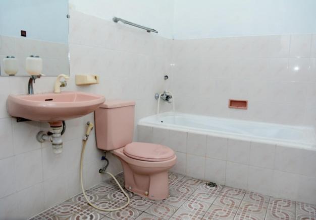 Fortuna Guest House Yogyakarta Exterior photo