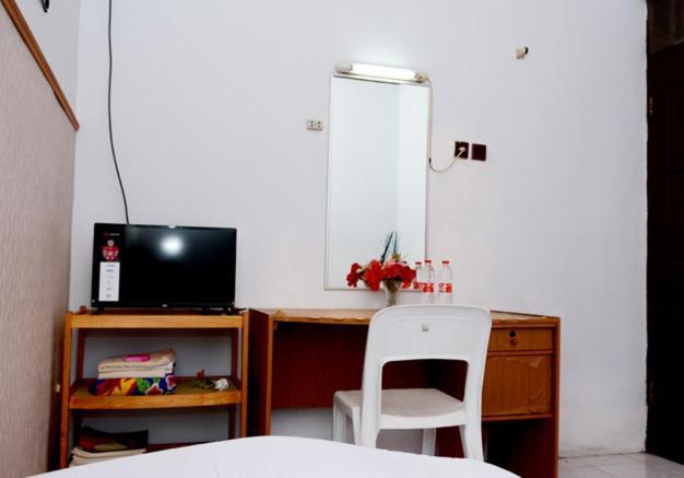 Fortuna Guest House Yogyakarta Exterior photo